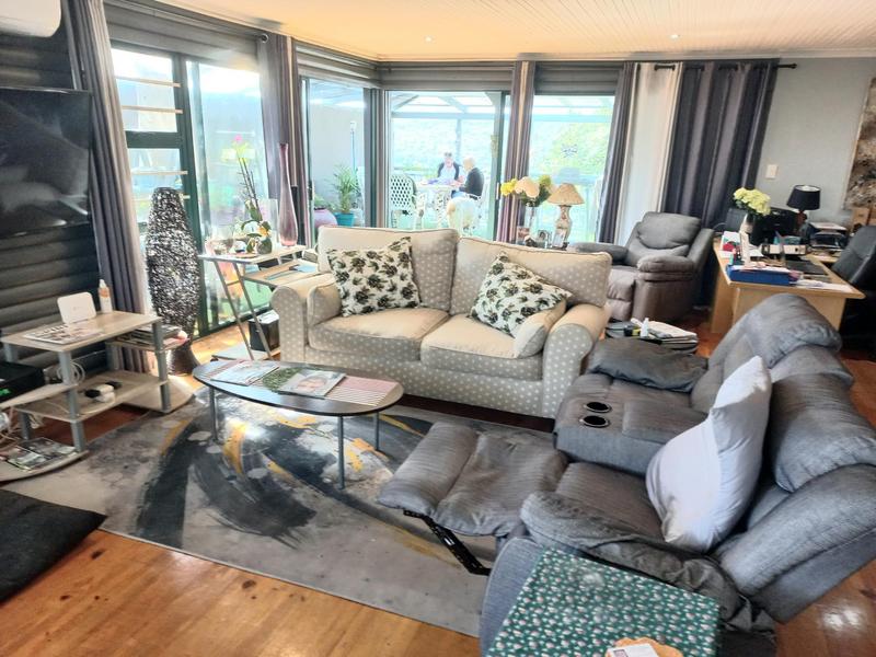 3 Bedroom Property for Sale in Stilbaai Wes Western Cape
